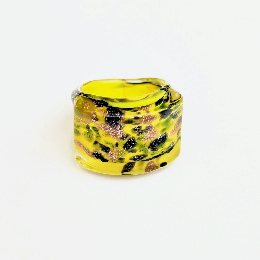 Light Yellow Colorful Art Glass Ring, Size 6-6.5